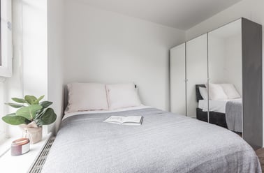 Hale Street, E14, London - Image 2