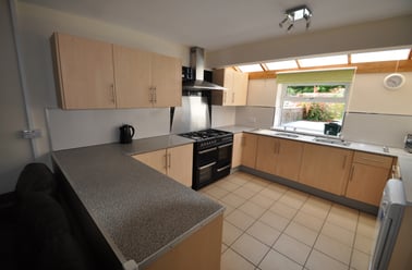 Gwydr Crescent, Uplands, Swansea - Image 2