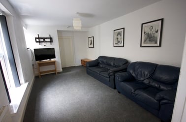 Furzehill Road, Mutley, Plymouth - Image 2