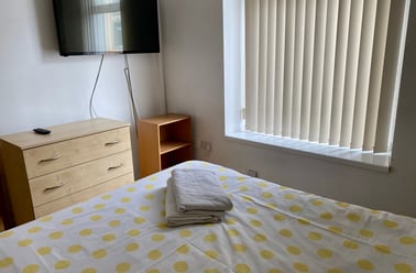 Spring Tce, Sandfields, Swansea - Image 3