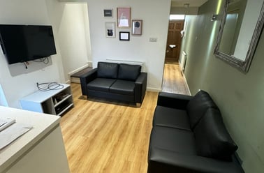 Leek Road, Shelton, Stoke - Image 2