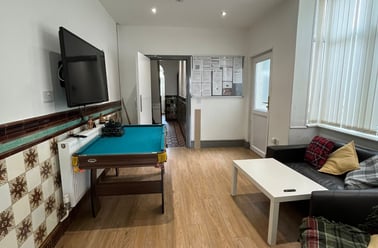 Aynsley Road, Shelton, Stoke - Image 3