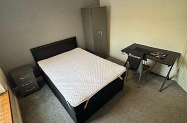 Newlands Street, Shelton, Stoke - Image 2