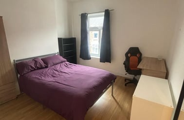 Thornton Road, Shelton, Stoke - Image 2