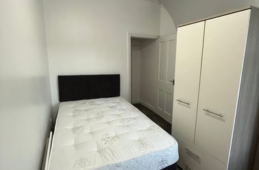 Elgin Street, Shelton, Stoke - Image 2