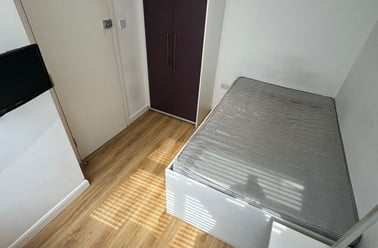 Leek Road, Shelton, Stoke - Image 3