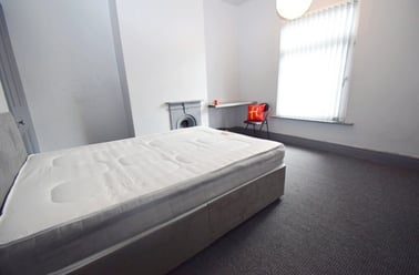 Carlton Road, Shelton, Stoke - Image 3