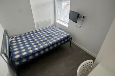 Thornton Road, Shelton, Stoke - Image 2