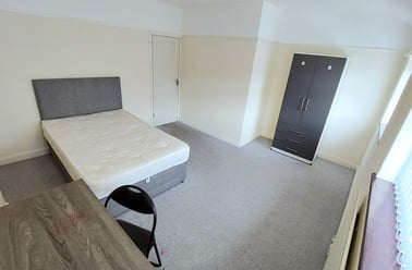 Haywood Street, Shelton, Stoke - Image 2