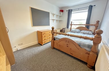 ORCHARD RD -- 5x DOUBLE BEDS + BILLS INCLUDED, Southsea, Portsmouth - Image 3