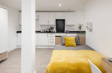 Lower Bristol Road, City Centre, Bath - Image 3