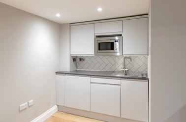 Monmouth Street, City Centre, Bath - Image 3