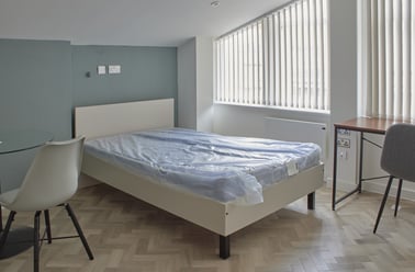 Corn Street, City Centre, Bristol - Image 2