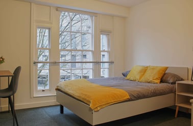 Cumberland Street, Kingsdown, Bristol - Image 2