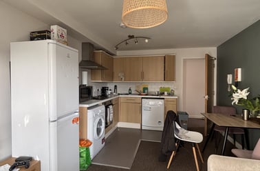 Ambra Vale, Southville, Bristol - Image 2