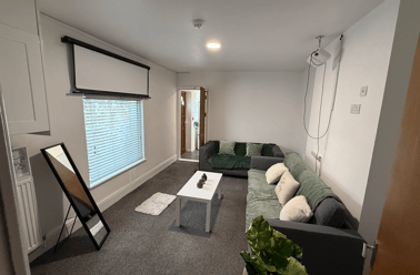 Gwydr Crescent, Uplands, Swansea - Image 2