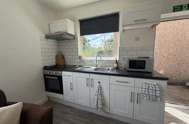 St Albans Road, Brynmill, Swansea - Image 2