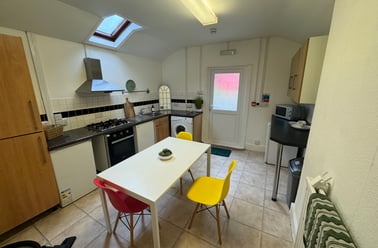 Bryn Road, Brynmill, Swansea - Image 2