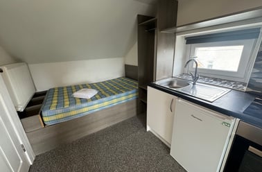 Malvern Terrace, Brynmill, Swansea - Image 3