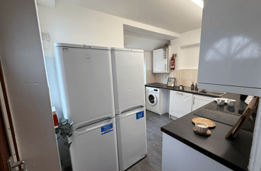 Gwydr Crescent, Uplands, Swansea - Image 3