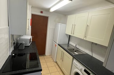 Bryn Road, Brynmill, Swansea - Image 3