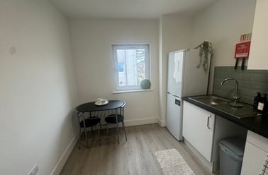 St Helens Road, Mount Pleasant, Swansea - Image 3