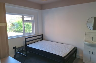 Hull Road, Layerthorpe, York - Image 2