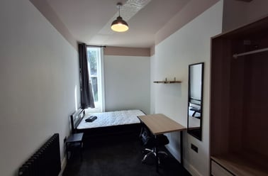 Hull Road, Layerthorpe, York - Image 2