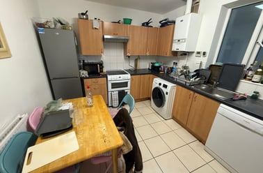 Sixth Avenue, Tang Hall, York - Image 2