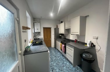 Vyner Street, Clifton, York - Image 3