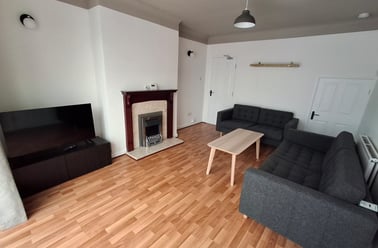 Derwent Avenue, Layerthorpe, York - Image 2