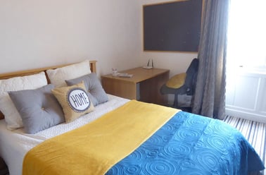 Trinity Street, Edgerton, Huddersfield - Image 2