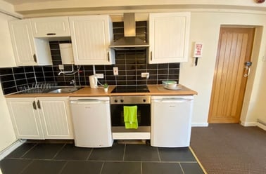 Trinity Street, Edgerton, Huddersfield - Image 3