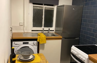 Sydenham Villas Road, City Centre, Cheltenham - Image 2