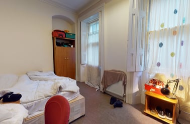 Trafalgar Avenue, Southwark, London - Image 2