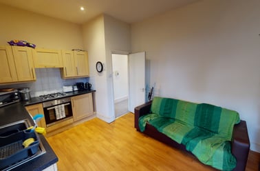 Mount Nod Road, Tulse Hill, London - Image 2