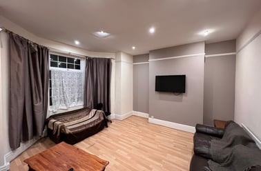 Kensington Avenue, Victoria Park, Manchester - Image 2