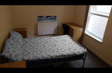 Danygraig Road, Port Tennant, Swansea - Image 2