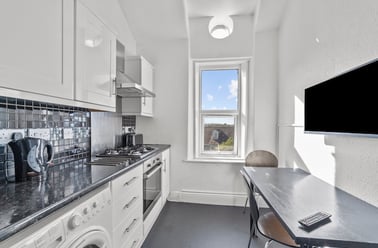 Houndiscombe Road, Mutley, Plymouth - Image 3