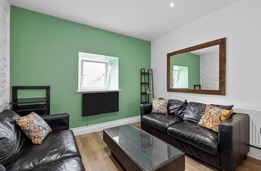 R/O Waterloo Street, North hill, Plymouth - Image 2