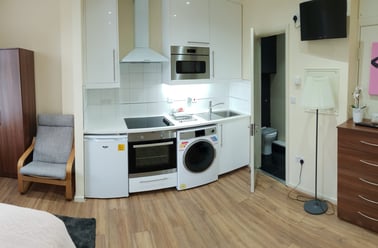 Chatsworth Road, Brondesbury Park, London - Image 3