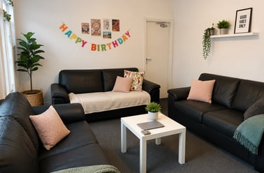 Hanover Square, City Centre, Leeds - Image 2
