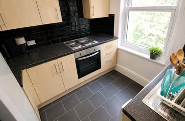 Cardigan Road, Burley, Leeds - Image 2