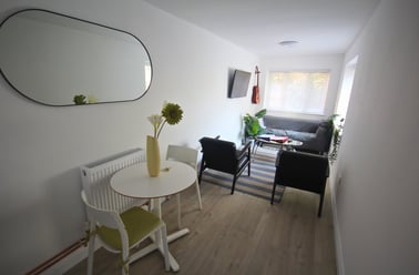 Fawcett Road (Popular Student Road), University of portsmouth, Portsmouth - Image 2