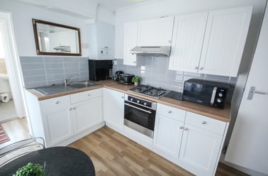 Lawson Road (ALL DOUBLE BEDROOMS), Southsea, Portsmouth - Image 2