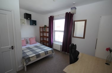 Wheatstone Road, Southsea, Portsmouth - Image 3