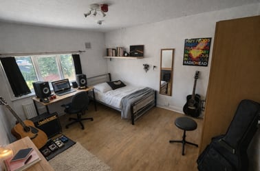 Mayville Road, Hyde park, Leeds - Image 2