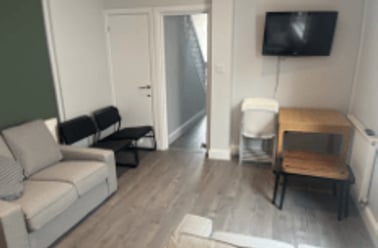 Alfred Street, Plasnewydd, Cardiff - Image 2