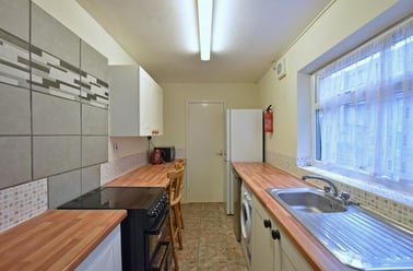 Radford Boulevard, Radford, Nottingham - Image 2