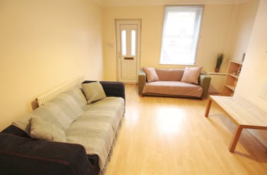 Newland Street West, West End, Lincoln - Image 2